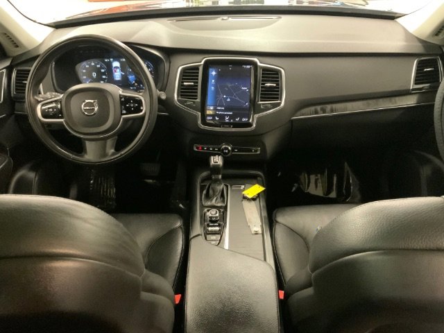 Used 2020 Volvo XC90 T6 Momentum image 8