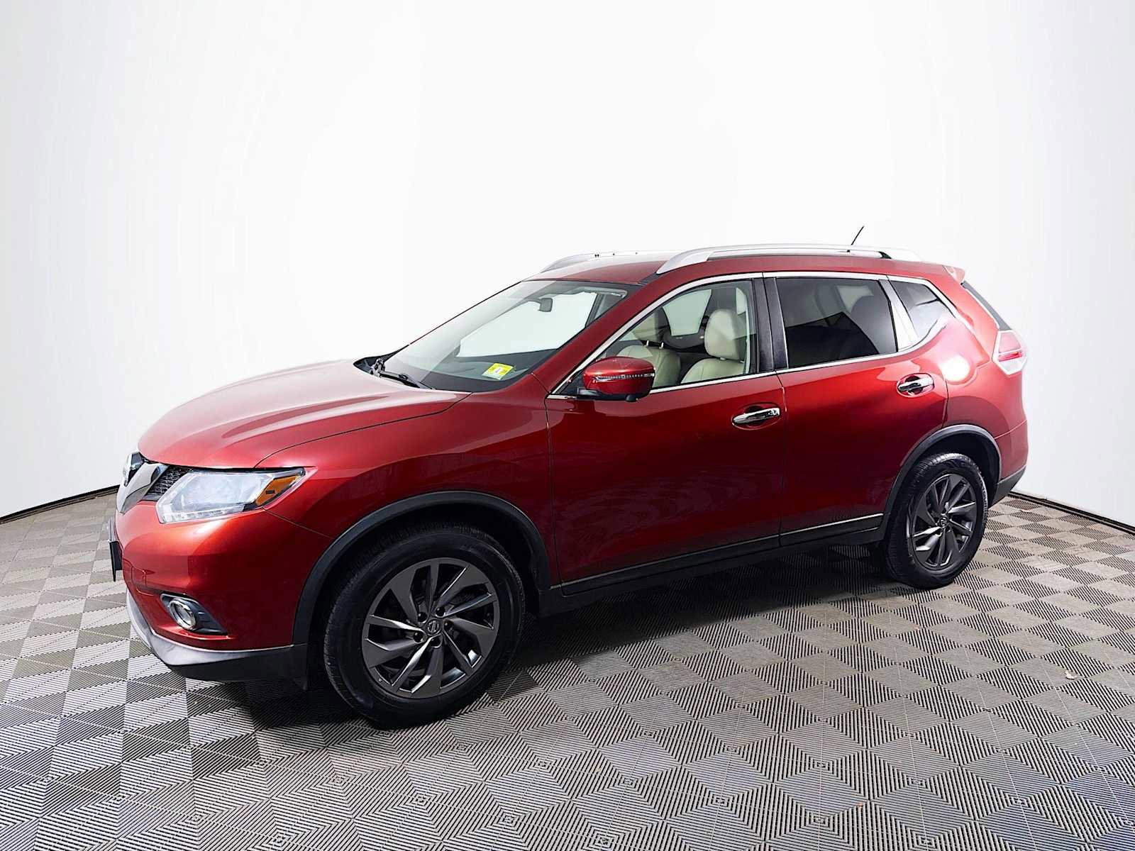 Used 2016 Nissan Rogue SL AWD/4WD image 1