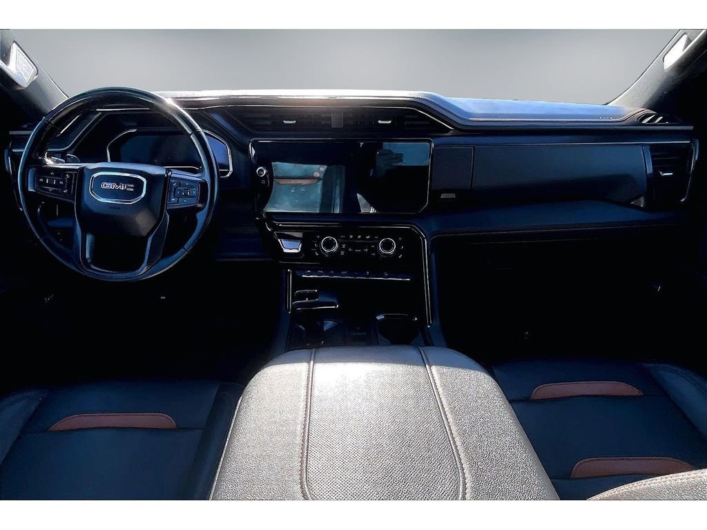 Used 2023 GMC Sierra 1500 AT4 w/ Technology Package image 8