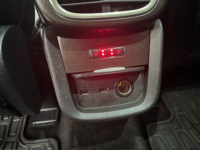 Used 2016 Lincoln MKX Select w/ Select Plus Package AWD/4WD image 21