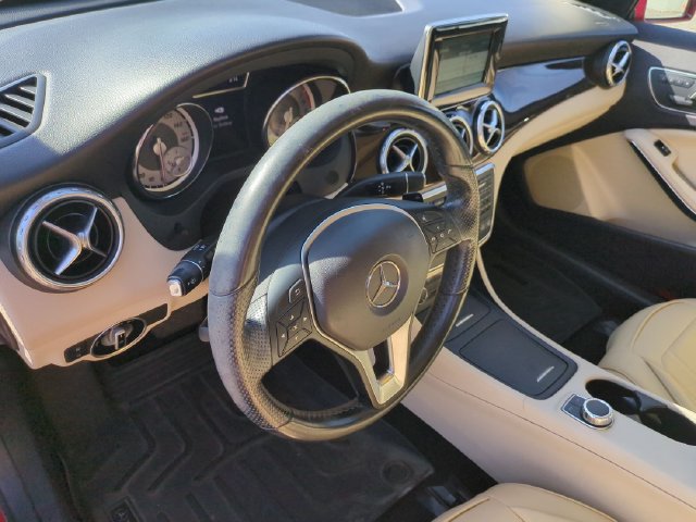 Used 2015 Mercedes-Benz GLA 250 4MATIC image 7