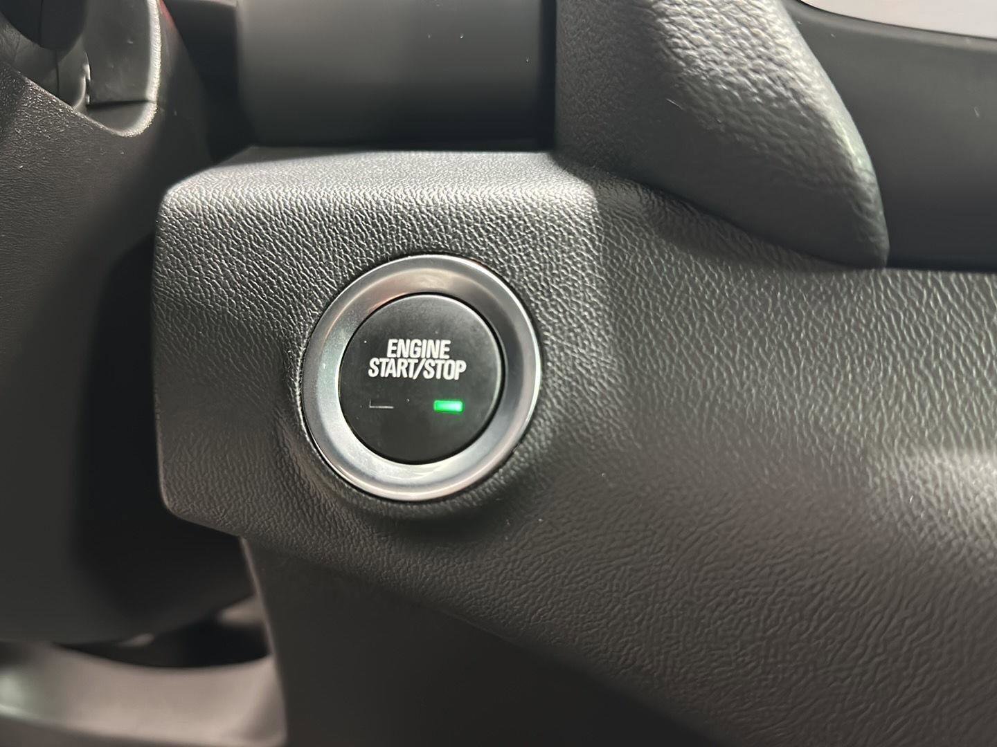 Used 2024 GMC Terrain SLT w/ LPO, Floor Liner Package image 15