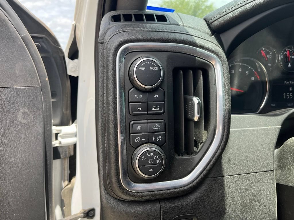 Used 2021 Chevrolet Silverado 1500 LTZ w/ LTZ Convenience Package II AWD/4WD image 13