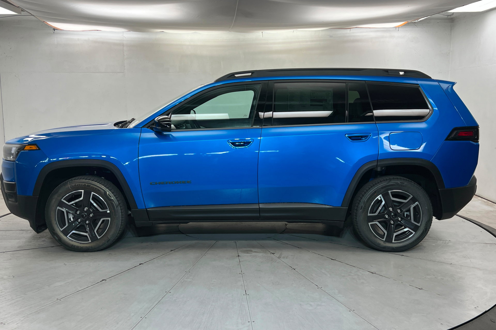 New 2026 Jeep Cherokee Limited AWD/4WD image 2