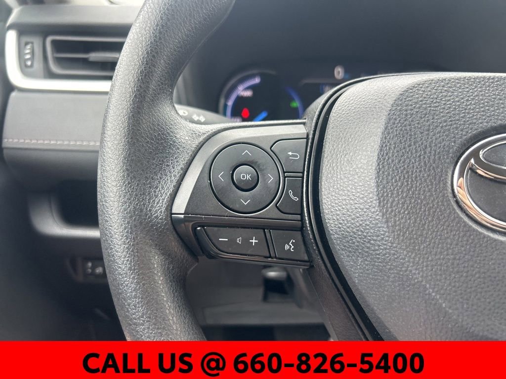 Used 2025 Toyota RAV4 LE AWD/4WD image 19
