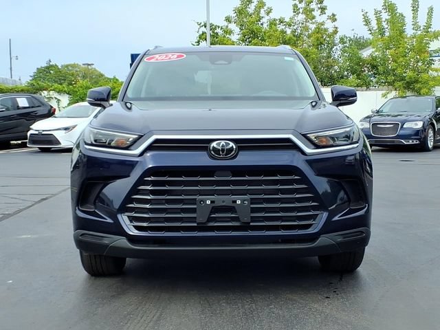 Used 2026 Toyota Grand Highlander AWD image 2