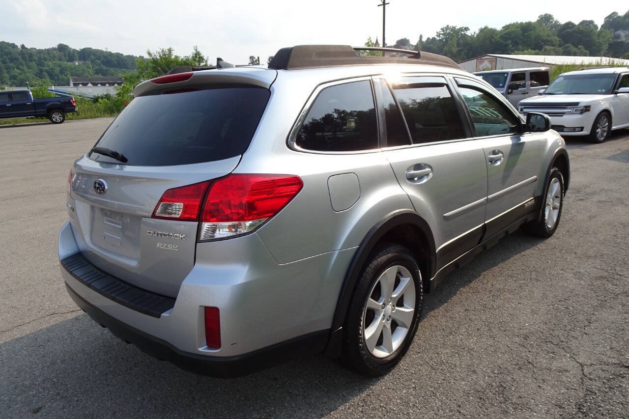 Used 2014 Subaru Outback 2.5i Premium w/ Accessory Value Package (OYX) AWD/4WD image 6