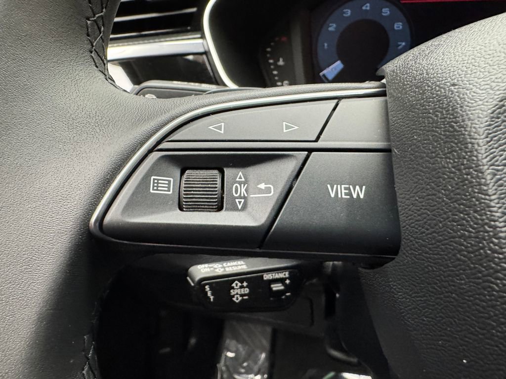 Used 2025 Audi Q3 2.0T Premium AWD/4WD image 16