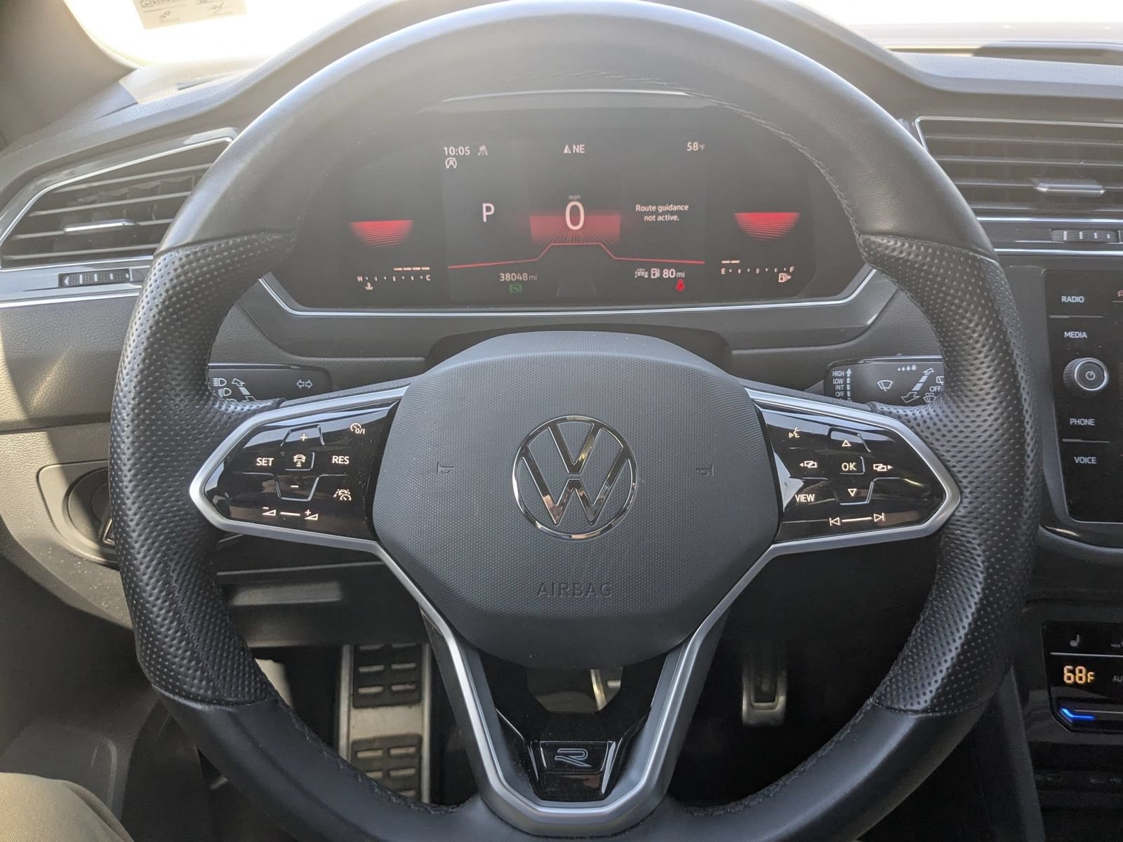 Used 2023 Volkswagen Tiguan SE R-Line AWD/4WD image 19