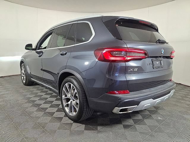 Used 2022 BMW X5 xDrive40i w/ Premium Package AWD/4WD image 8