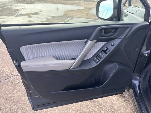 Used 2018 Subaru Forester 2.5i Premium w/ All-Weather Package AWD/4WD image 10