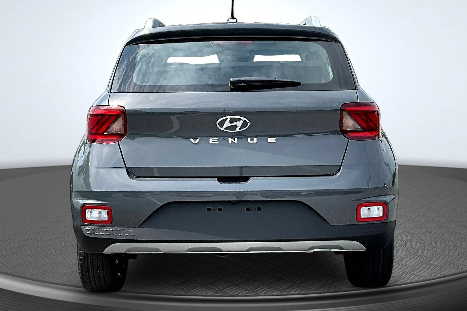 New 2026 Hyundai Venue SEL FWD image 6