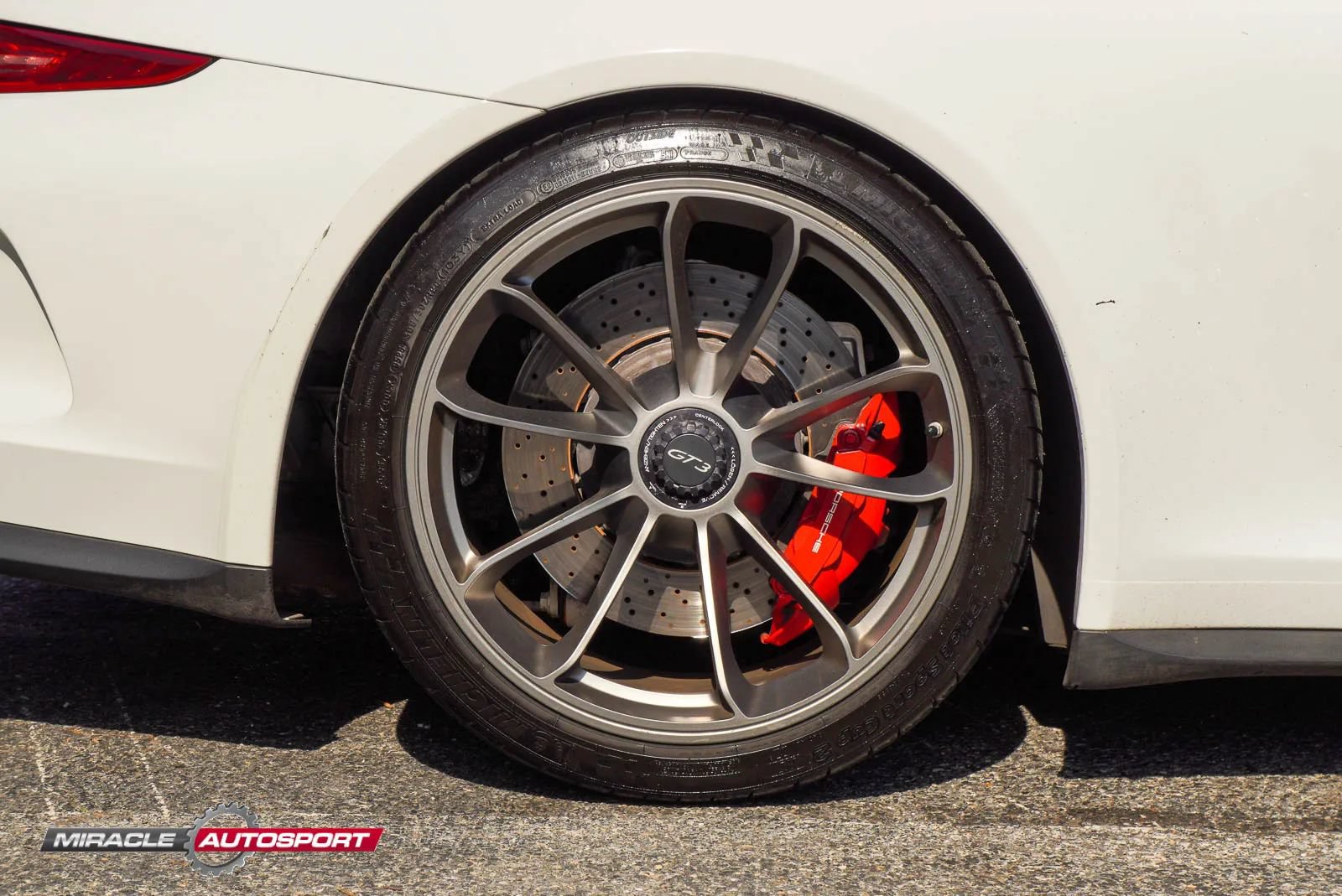 Used 2014 Porsche 911 GT3 w/ Sound Package Plus RWD image 11