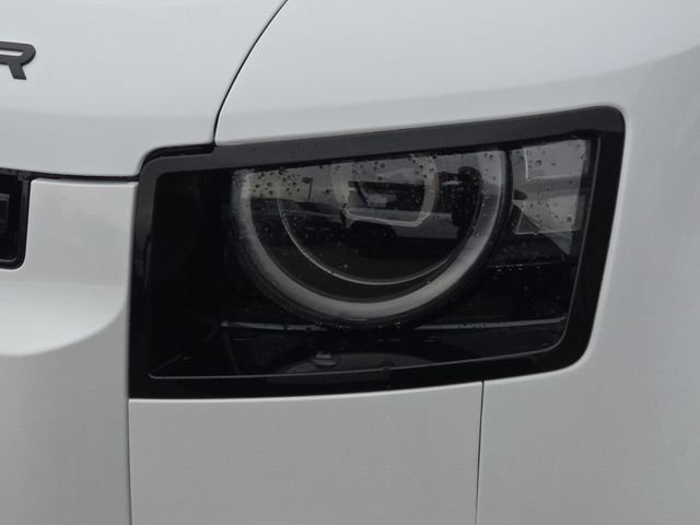 New 2026 Land Rover Defender 130 V8 image 21
