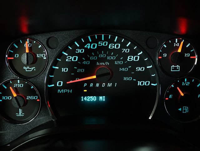 Used 2025 Chevrolet Express 2500 w/ Driver Convenience Package RWD image 14