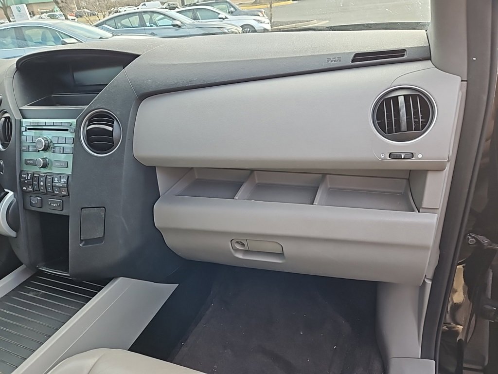 Used 2011 Honda Pilot EX-L image 16