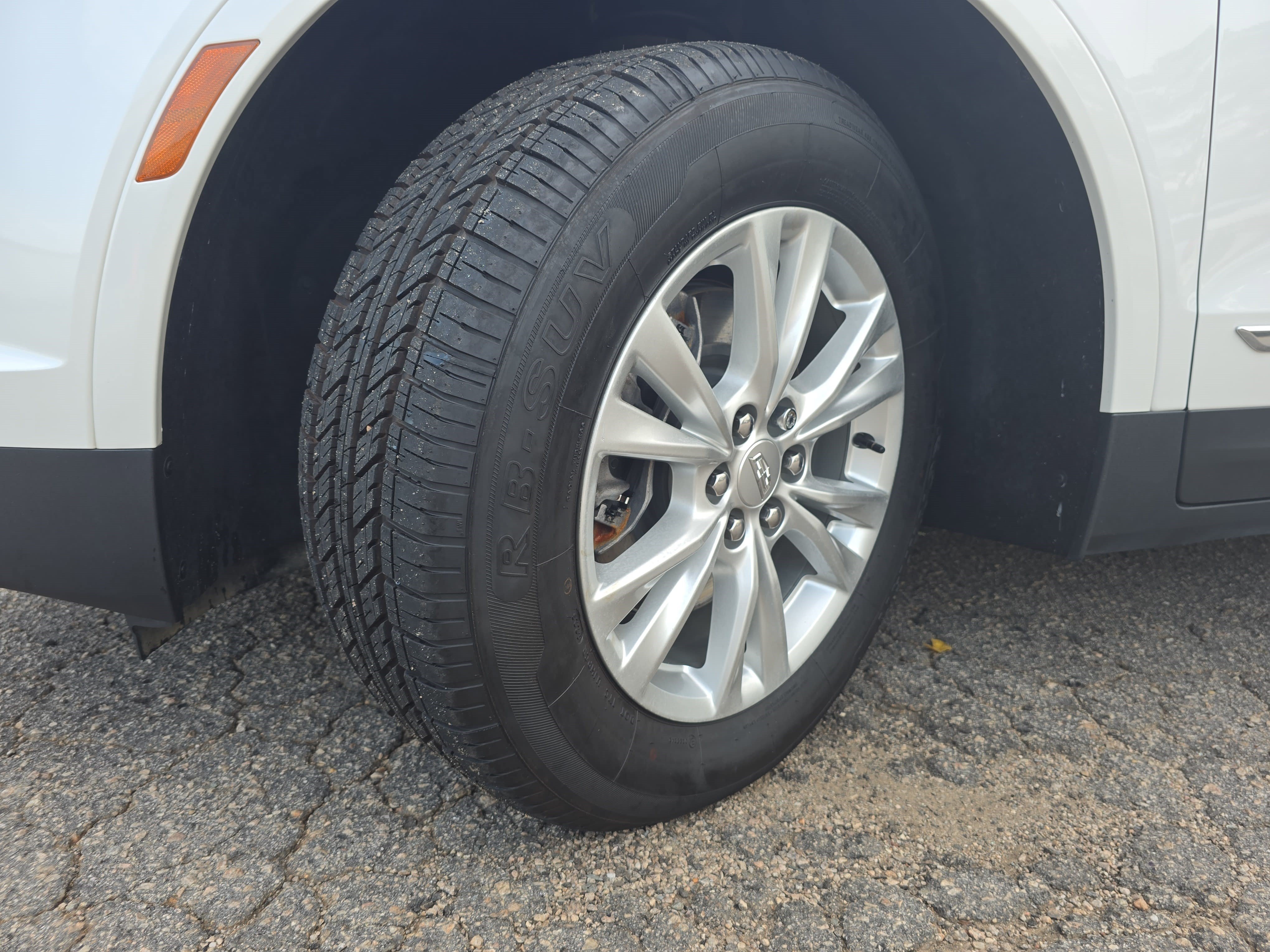 Certified 2023 Cadillac XT5 Luxury AWD/4WD image 30