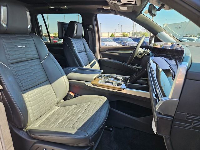 New 2026 Cadillac Escalade ESV Platinum Sport AWD/4WD image 20