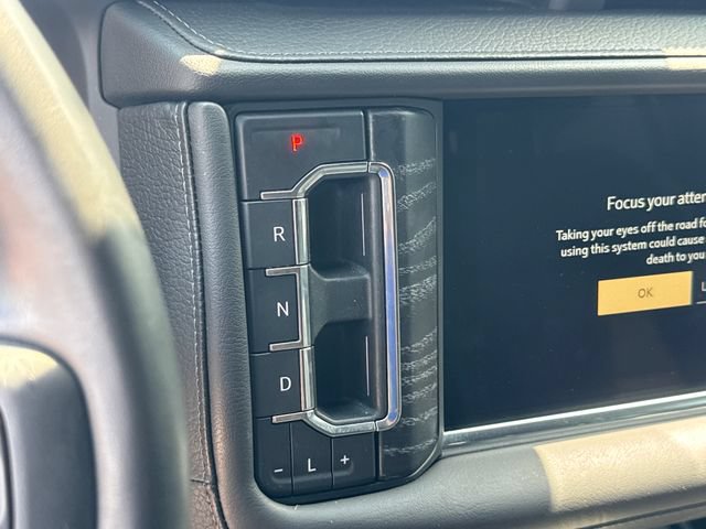 Used 2023 GMC Yukon Denali AWD/4WD image 16