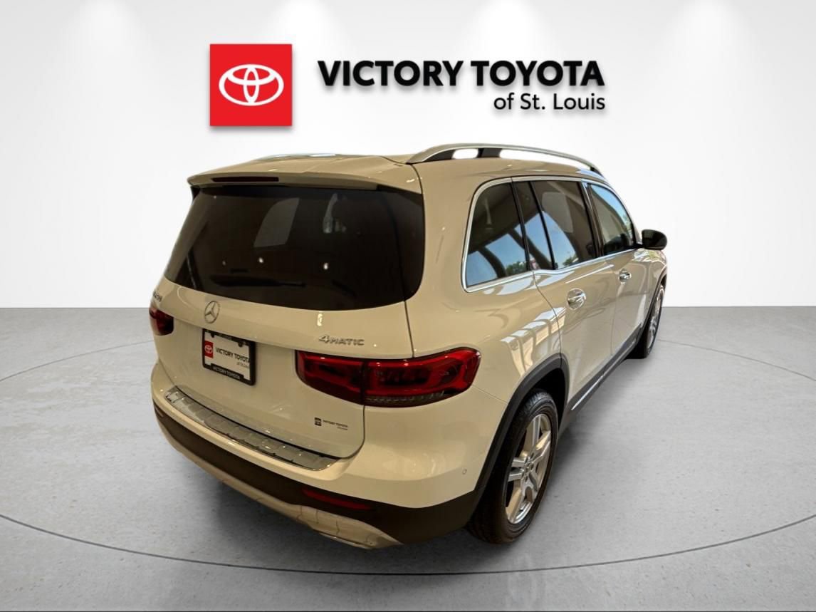 Used 2022 Mercedes-Benz GLB 250 4MATIC image 3