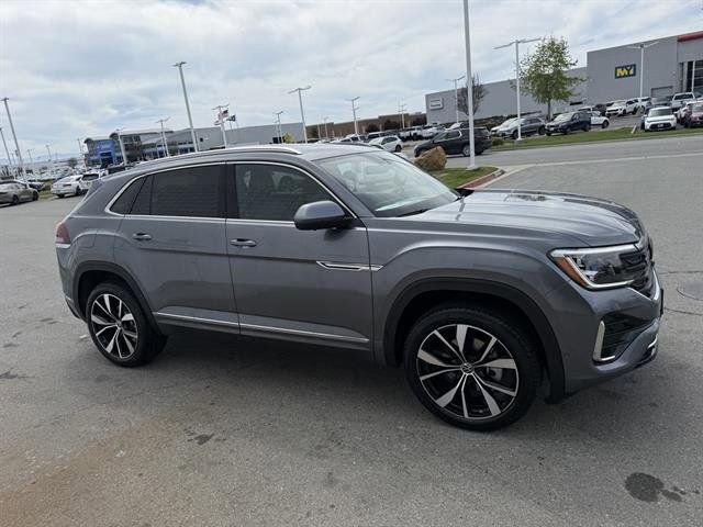 New 2025 Volkswagen Atlas Cross Sport SEL Premium R-Line image 7