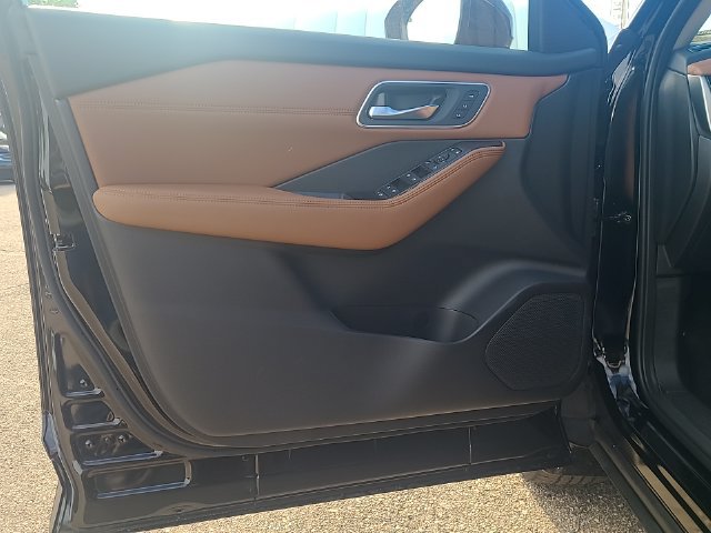 New 2026 Nissan Rogue Platinum AWD/4WD image 10