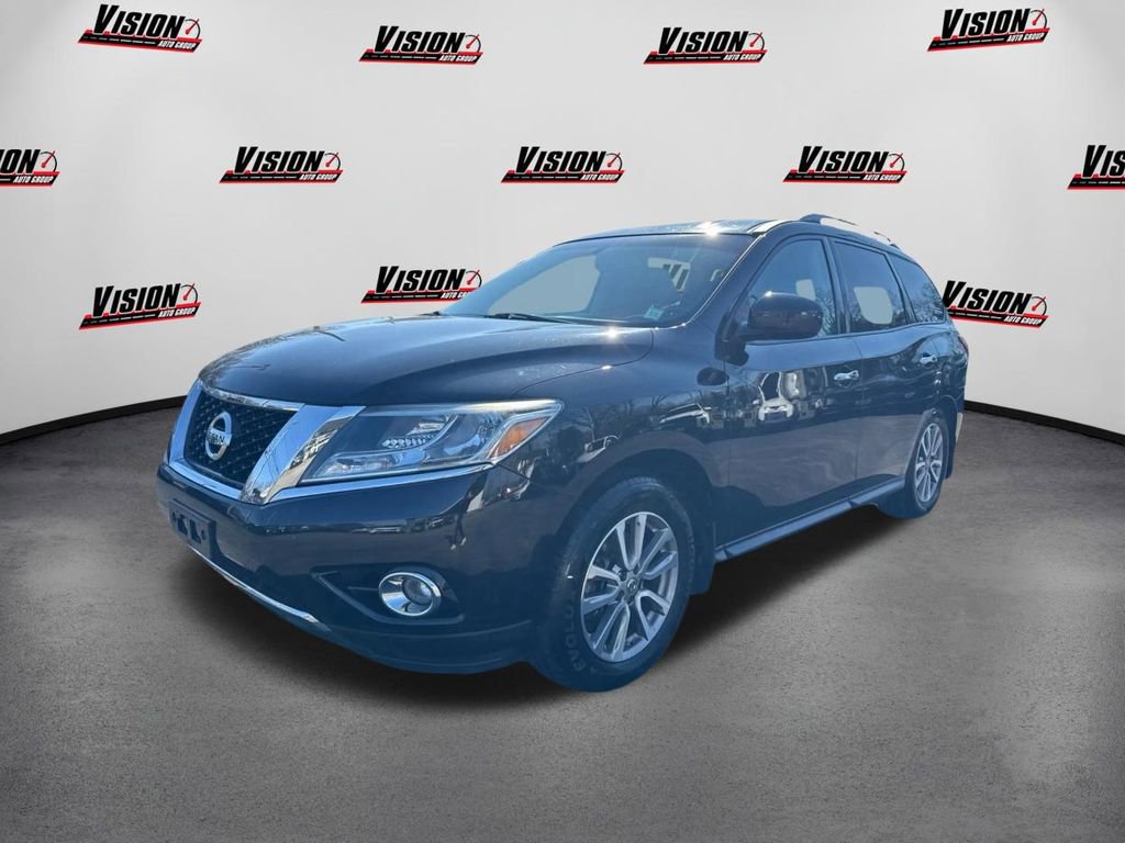 Used 2015 Nissan Pathfinder SV AWD/4WD image 1