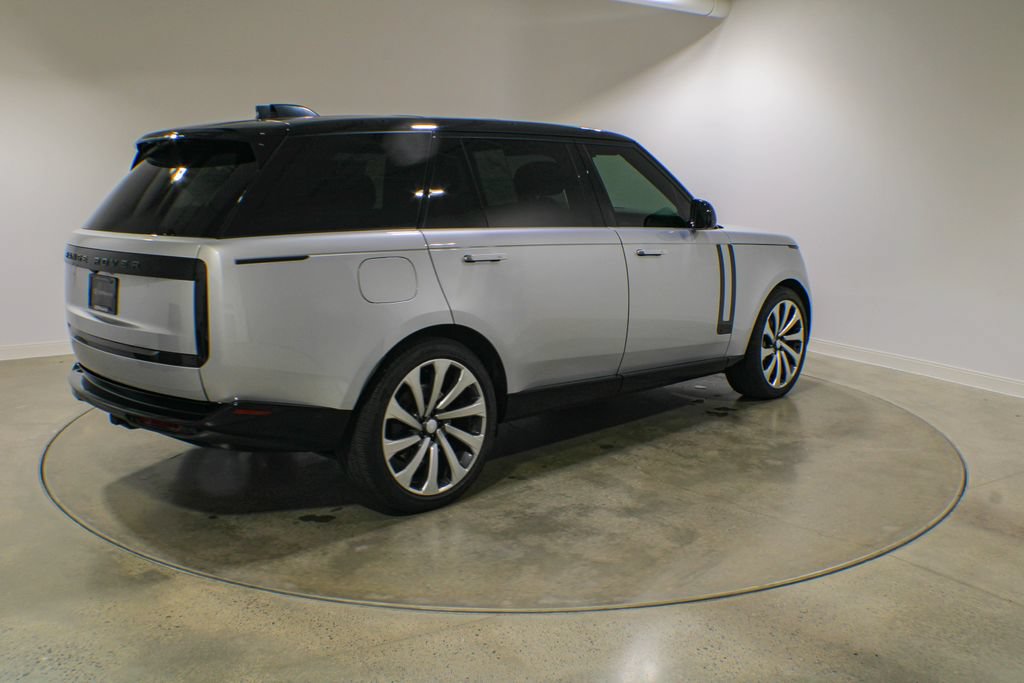 Certified 2025 Land Rover Range Rover Long Wheelbase Autobiography AWD/4WD image 6