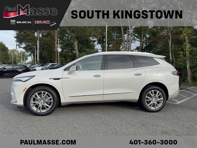 Used 2023 Buick Enclave Essence w/ Experience Buick Package image 7