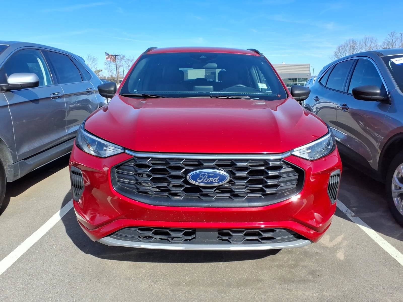 Used 2024 Ford Escape ST-Line w/ Cold Weather Package image 2