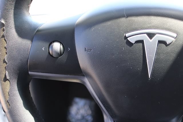 Used 2020 Tesla Model 3 Long Range AWD/4WD image 17