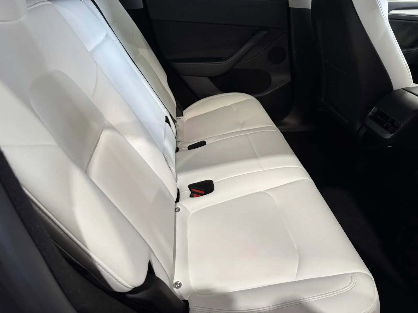 Used 2023 Tesla Model Y Long Range image 8