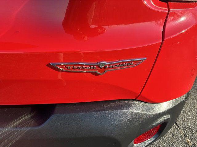 Certified 2020 Jeep Renegade Trailhawk image 11