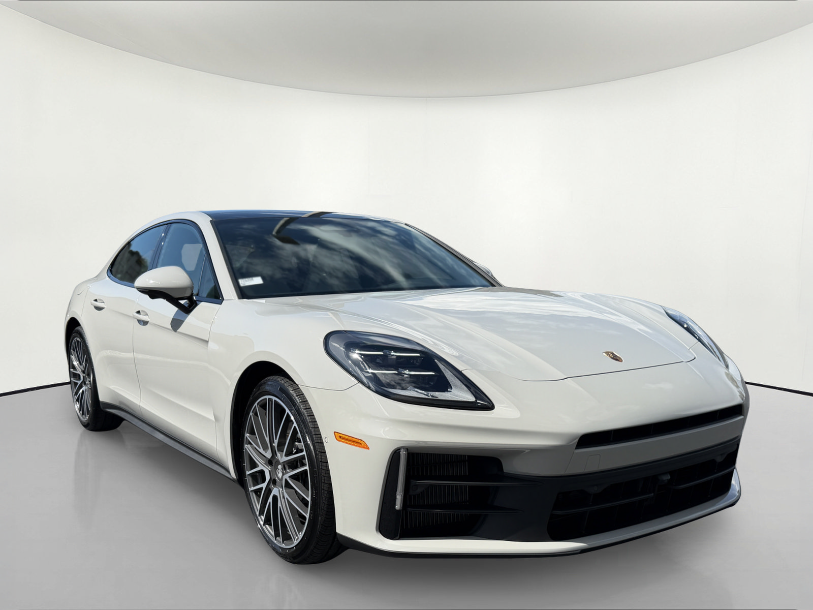 New 2026 Porsche Panamera RWD image 8