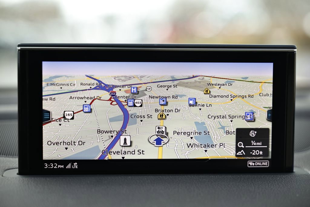 Used 2018 Audi Q7 3.0T Prestige image 38