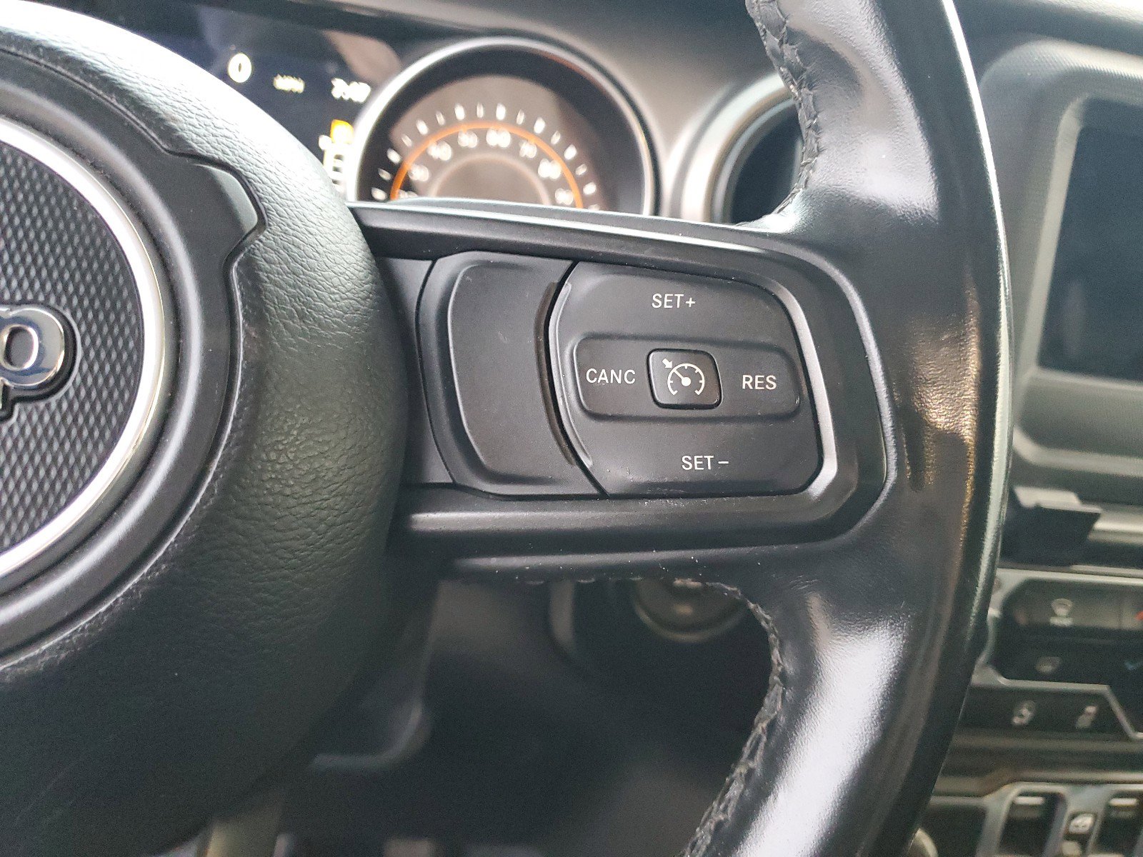 Certified 2020 Jeep Gladiator Sport w/ Quick Order Package 24S image 28