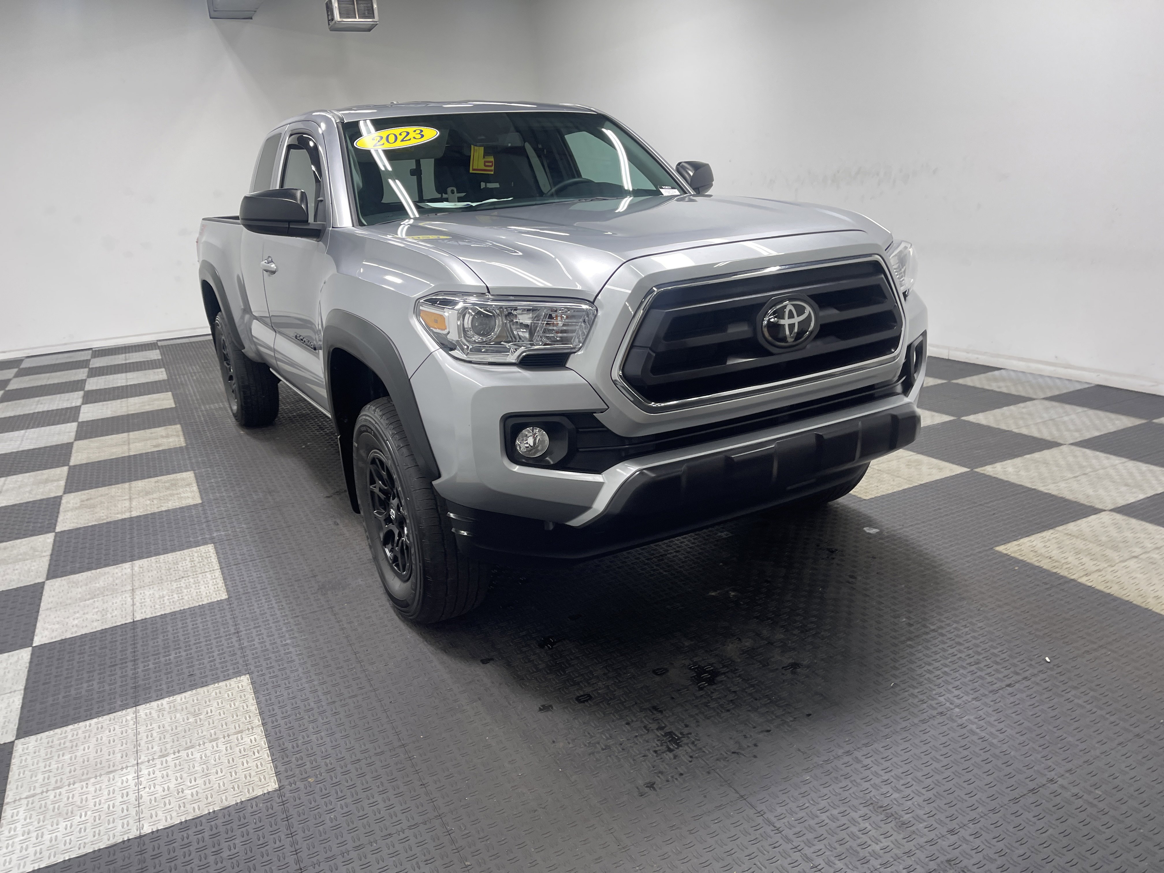 Used 2023 Toyota Tacoma SR5 w/ SX Package image 6