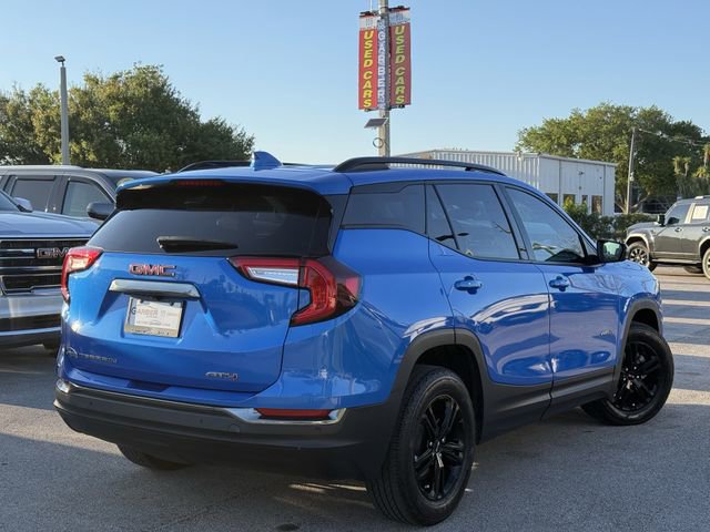 Used 2024 GMC Terrain AT4 image 3