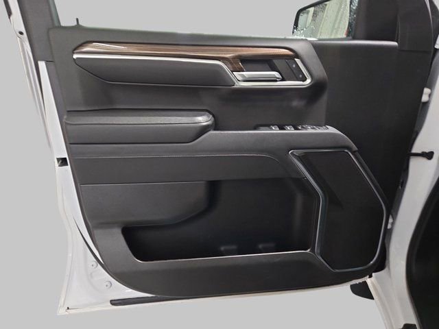 Used 2023 Chevrolet Silverado 1500 LT image 28