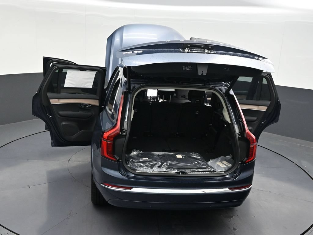 New 2026 Volvo XC90 T8 Plus AWD/4WD image 33