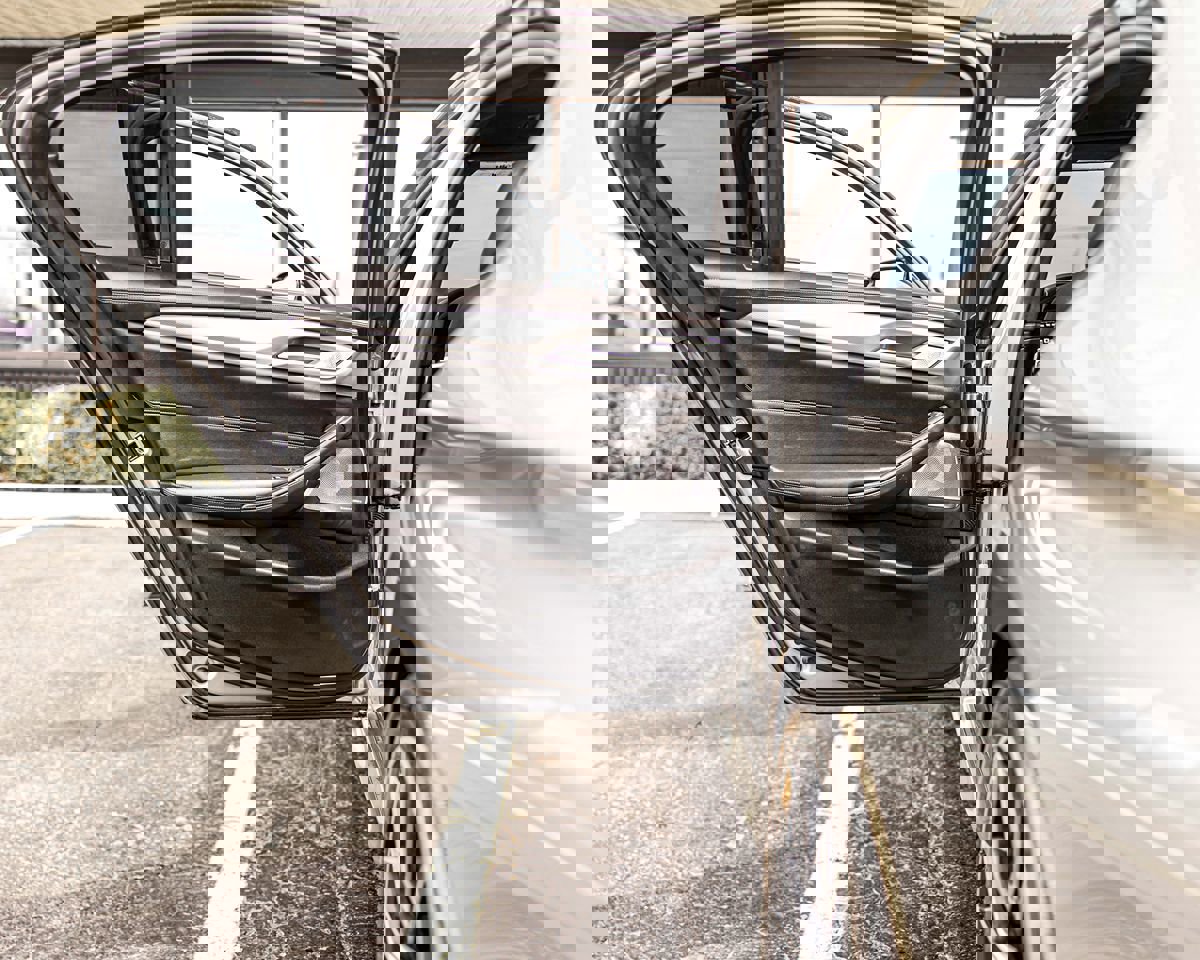 Used 2020 BMW M5 w/ Executive Package image 38