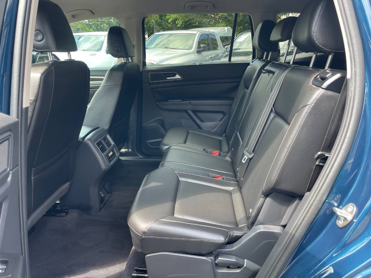 Used 2019 Volkswagen Atlas SE w/ Towing Package FWD image 18