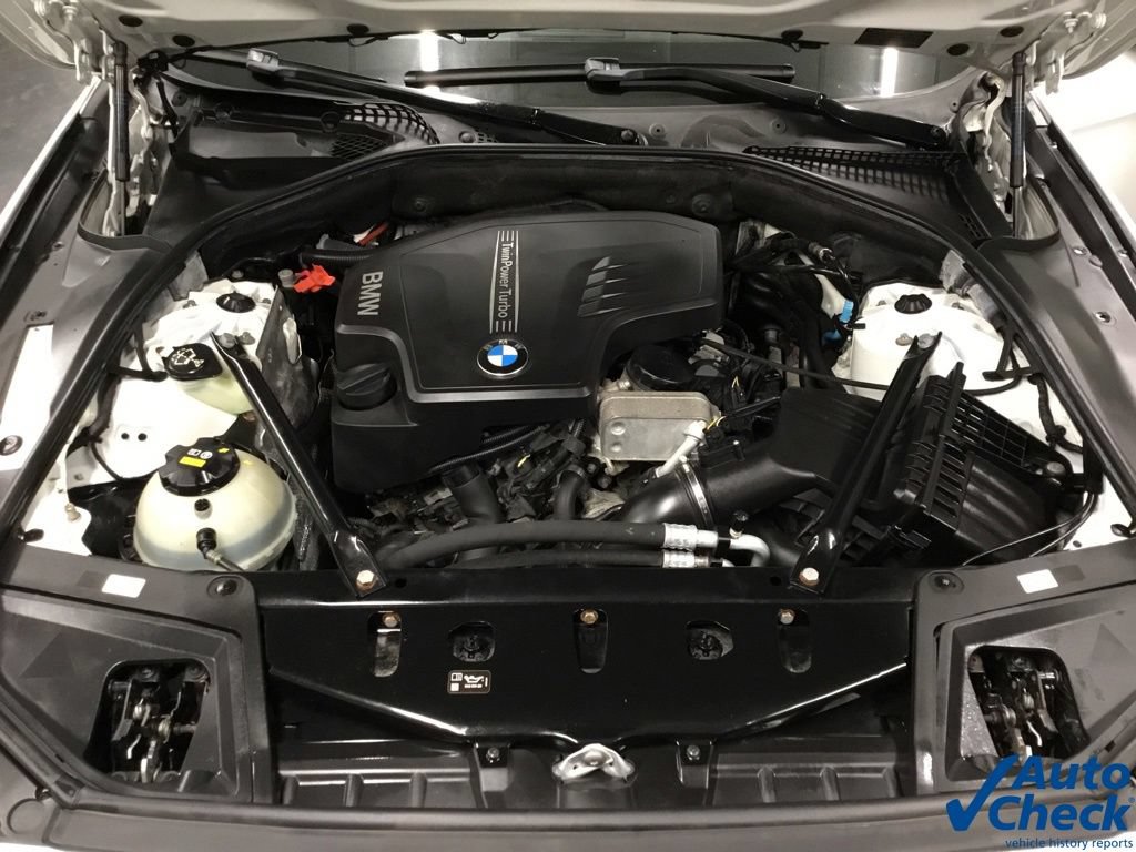 Used 2016 BMW 528i xDrive Sedan AWD/4WD image 40