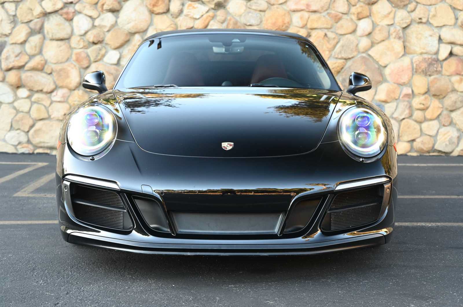 Used 2018 Porsche 911 Carrera 4 GTS AWD/4WD image 3