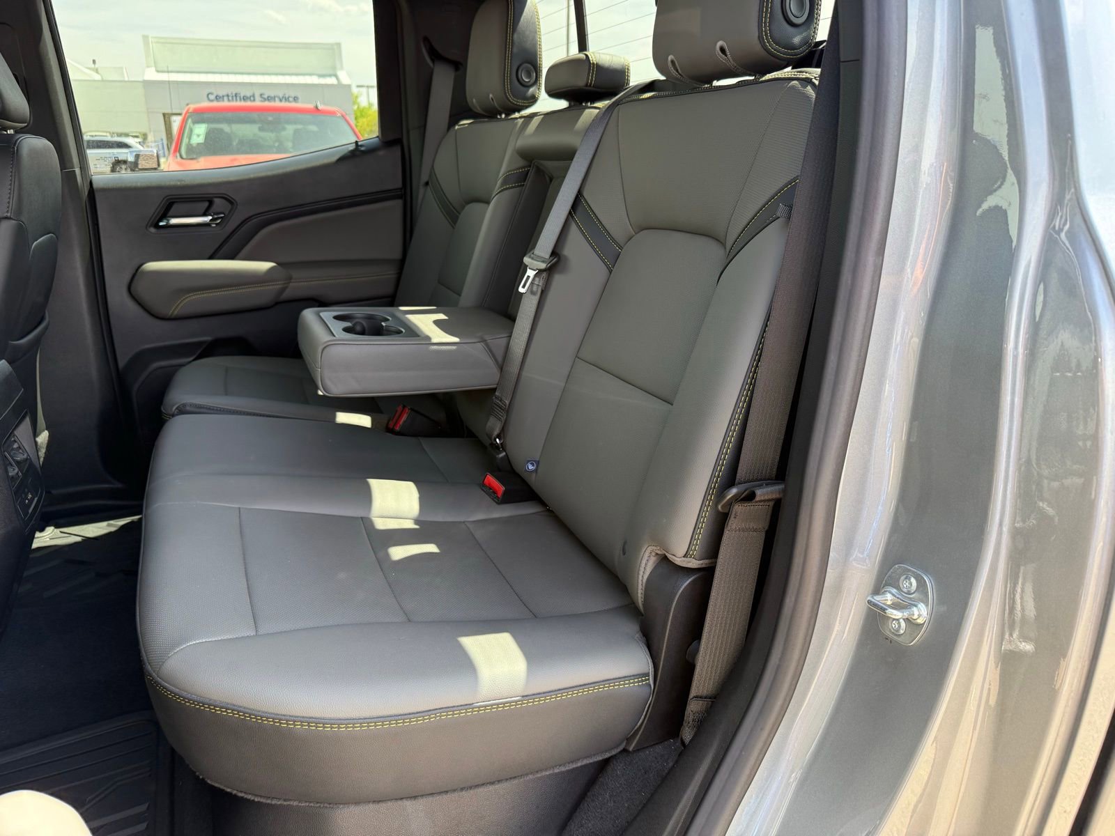 Used 2025 Chevrolet Colorado ZR2 image 36