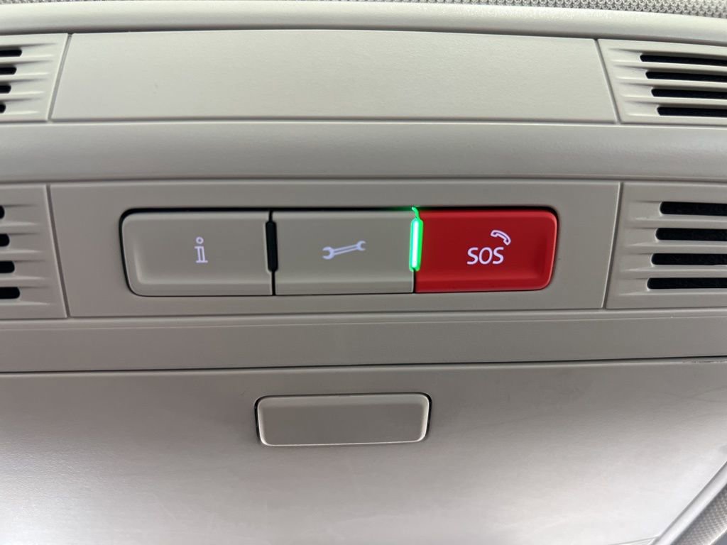 Certified 2024 Volkswagen Jetta SEL FWD image 44