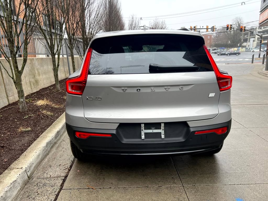 Used 2023 Volvo XC40 Recharge Ultimate image 8
