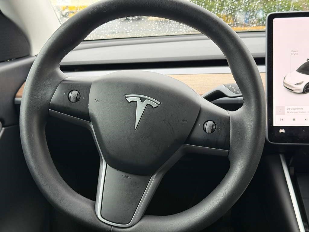 Used 2021 Tesla Model Y Long Range image 20
