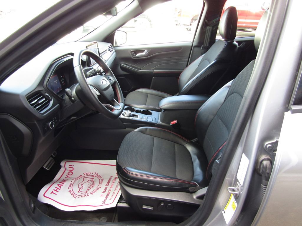 Used 2024 Ford Escape ST-Line image 23