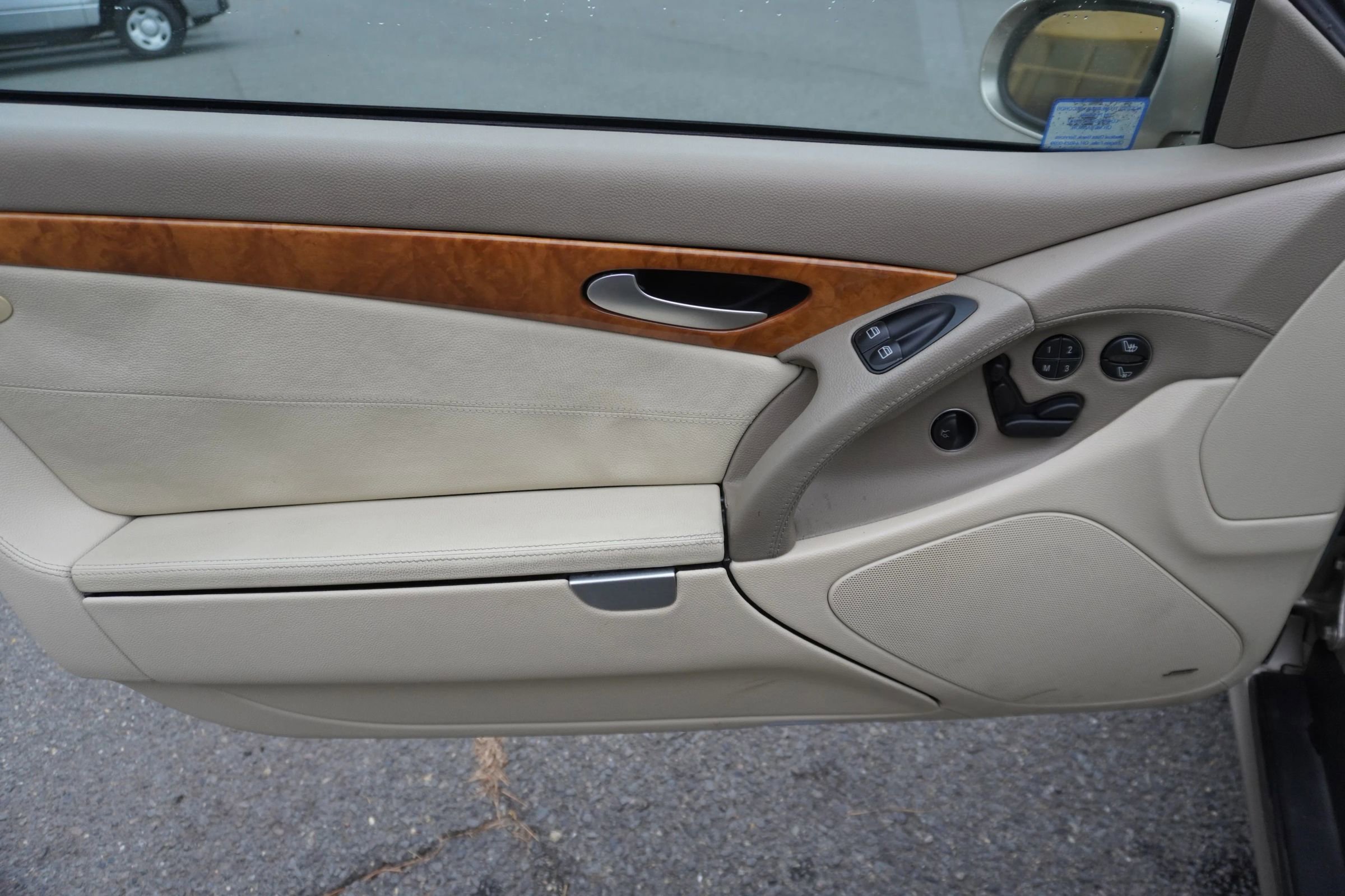 Used 2004 Mercedes-Benz SL 500 image 19